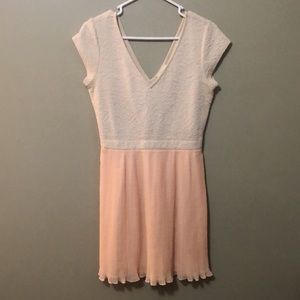 Cap sleeve dress Peach and cream